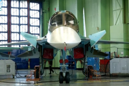 Процесс создания бомбардировщика Су-34 показали на заводе им. Чкалова
