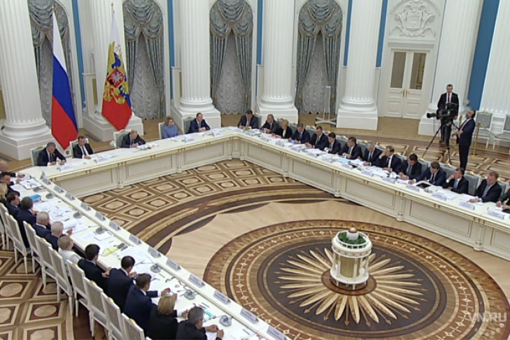 Губернатор Травников: Реализация национальных проектов находится на постоянном контроле