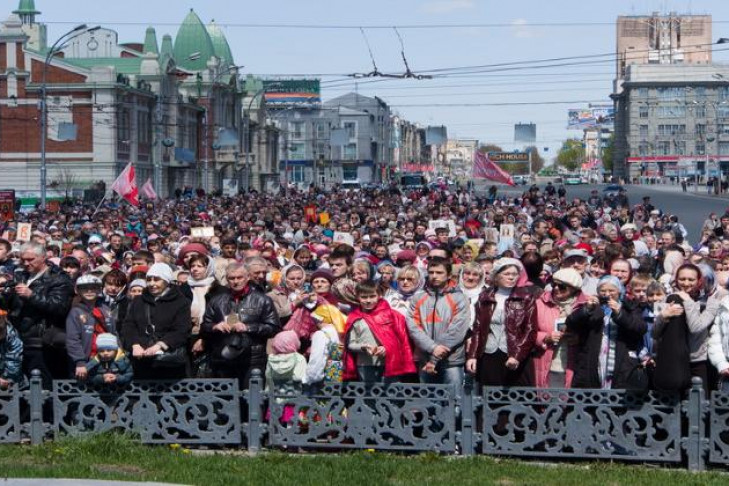 Центр Новосибирска перекроют из-за крестного хода и марафона