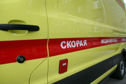 Водитель, блокировавший скорую на парковке, оштрафован на две тысячи рублей