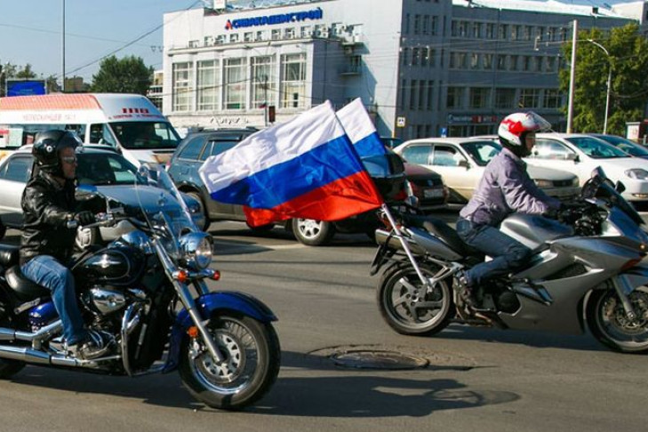 Мотопробег, концерт и бесплатные музеи ждут новосибирцев в День России 
