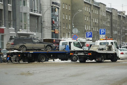 Законный способ не выдавать авто со штрафстоянки придумали в Новосибирске