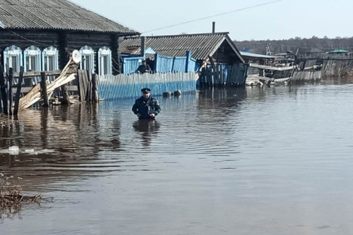 О выплатах жертвам природных бедствий рассказал Андрей Травников
