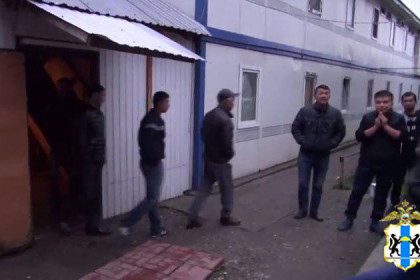 Массовую незаконную миграцию в Новосибирск пресекли полицейские