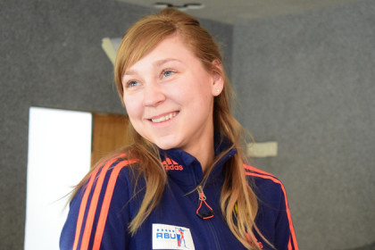 Новосибирская биатлонистка Евгения Павлова выиграла золото Кубка мира