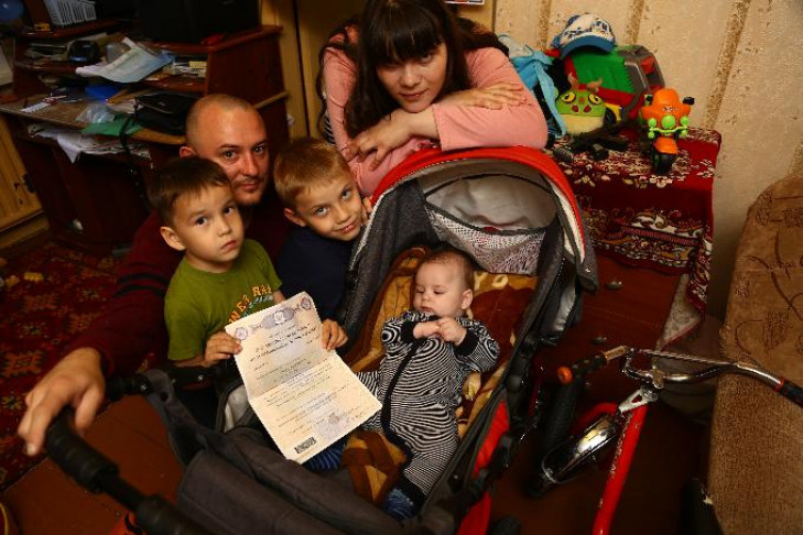 Разовая выплата 10 000 рублей на детей - кому положено