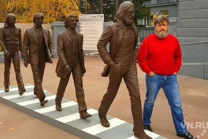 Скульптура c «Битлз» украсила центр Новосибирска