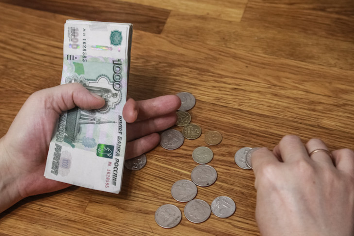 Выплата повышенных пенсий началась с 3 июня в Новосибирской области