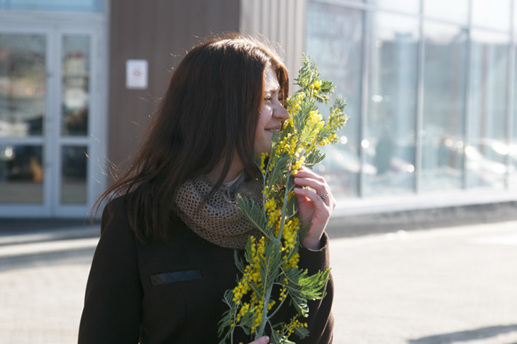Дикое желание влюбиться весной объяснила врач Татьяна Овсянникова