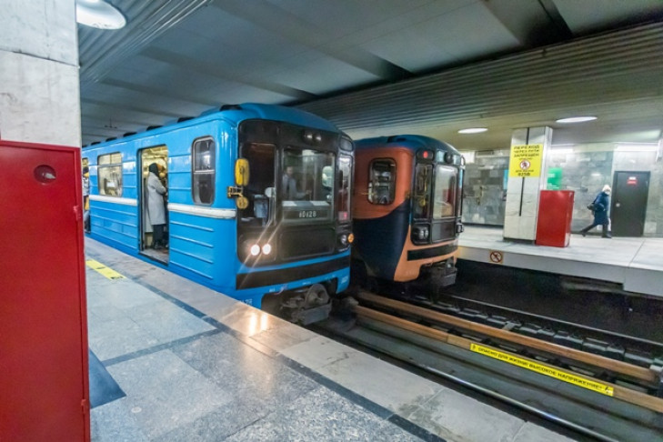 На один вагон планирует мэрия увеличить состав поездов новосибирского метро