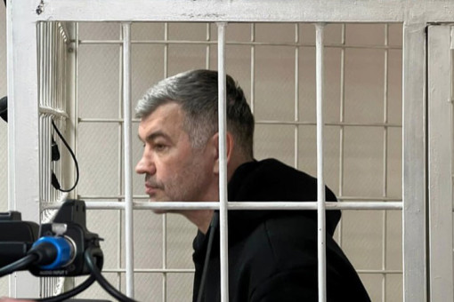 Суд озвучил суть обвинений экс-министру Гончарову в Новосибирске