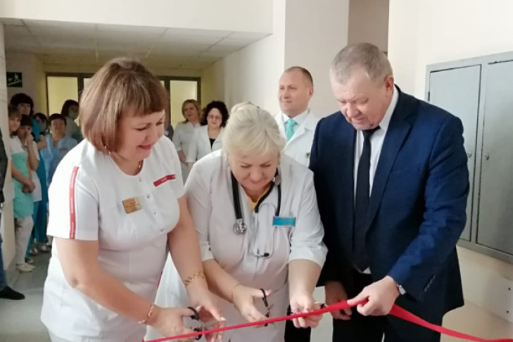 Детскую поликлинику открыли после ремонта в Татарске