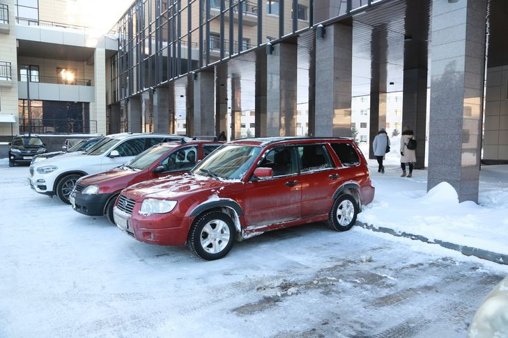 В Новосибирске почти две трети автовладельцев стали покупать подержанные запчасти