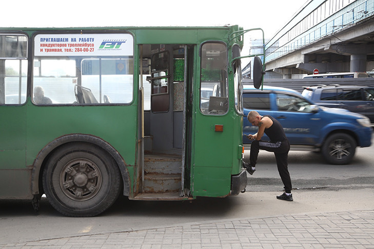 Автобус №13 изменит маршрут в Новосибирске 1 сентября
