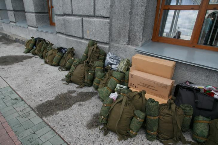 По низким ценам покупают снаряжение для мобилизованных на СВО в Новосибирске