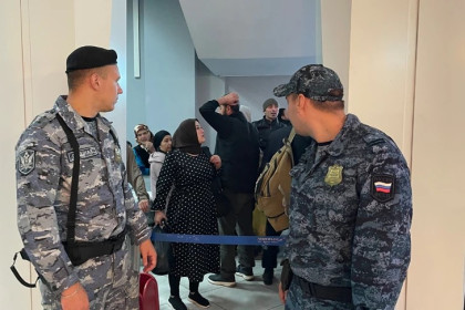 Из Новосибирской области выдворили 1,5 тысячи мигрантов за границу