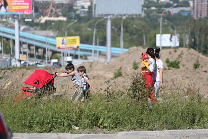 «Путинские» выплаты могут стать бессрочными для безработных с детьми