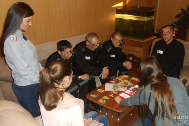 Сказкотерапия помогает исправиться заключенным в Новосибирске