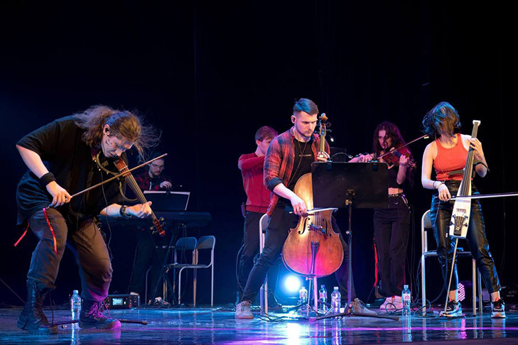 Хиты культовой американской рок-группы Nirvana исполнит в Новосибирске оркестр Hard Rock Orchestra