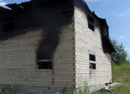Молния ударила в дом: пожар произошёл в селе Новосибирской области