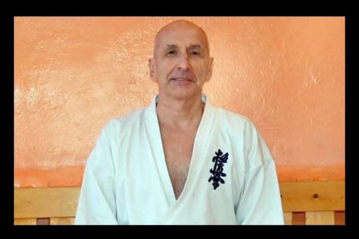 В Новосибирске умер известный тренер по карате