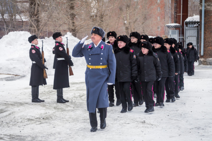 Кадетский парад прошел в Новосибирске в честь 23 февраля – фоторепортаж