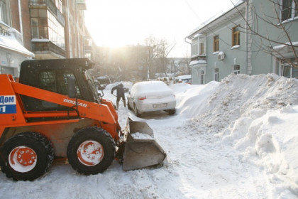 Ответственных за вывоз грязного снега назвал мэр Новосибирска