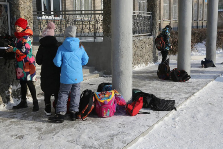 Эвакуация школ в Новосибирске: АТК просит сохранять спокойствие 