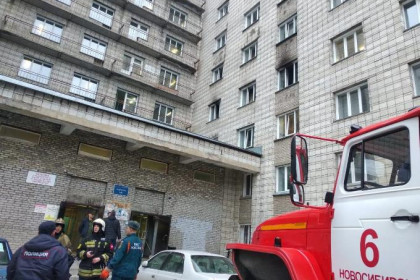 Пожар в общежитии НГТУ: эвакуировались 600 студентов