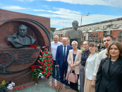 Новосибирцы почтили память героя Александра Покрышкина в Москве