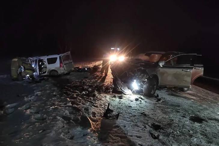 Смертельное ДТП на трассе в Новосибирской области: двое погибших