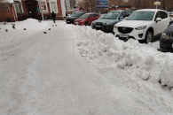 На качественную уборку тротуаров в Новосибирске необходим миллиард