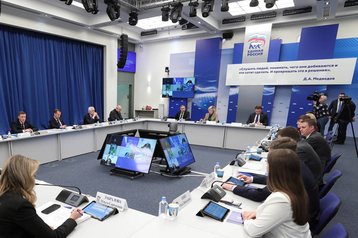 Развитие новых регионов внесли отдельным разделом в народную программу «Единой России»