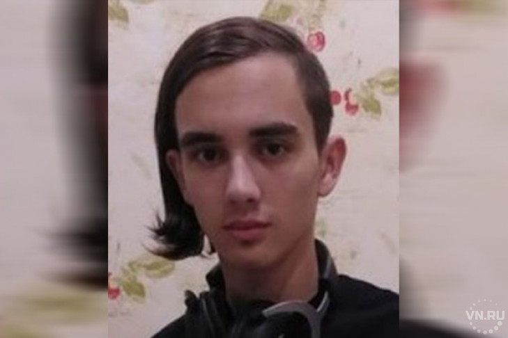 Юноша с выстриженными висками пропал в Новосибирске
