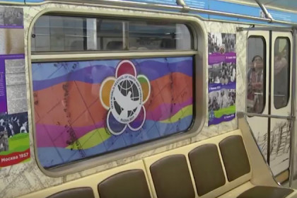 Вагон, посвященный фестивалю молодежи в Сочи, запустили в метро Новосибирска