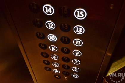 Мужчина упал в шахту лифта с 8 этажа