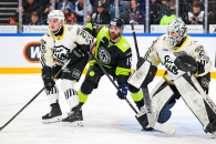 Новосибирская «Сибирь» с 2021 года не может победить «Трактор» на родном льду