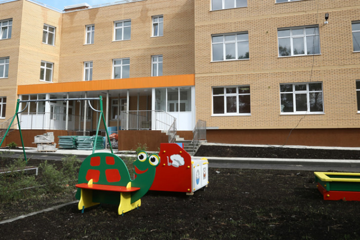 Взрывотехники ищут опасные предметы в детских садах Новосибирска 