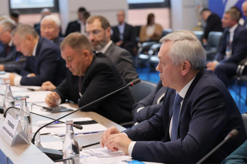 Андрей Травников обозначил важные направления дальнейшего развития адаптивного спорта