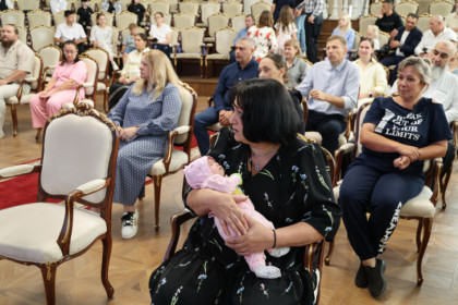 Два миллиона на покупку авто получат 28 семей в Новосибирской области