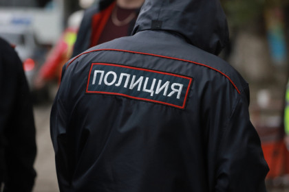 Новосибирец разгромил подъемники для инвалидов на пешеходном мосту