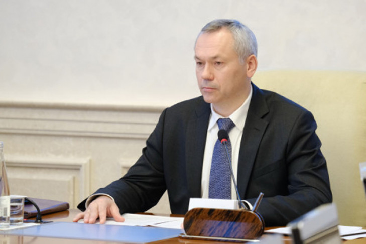 Губернатор Андрей Травников отметил позитивную роль проактивных сервисов