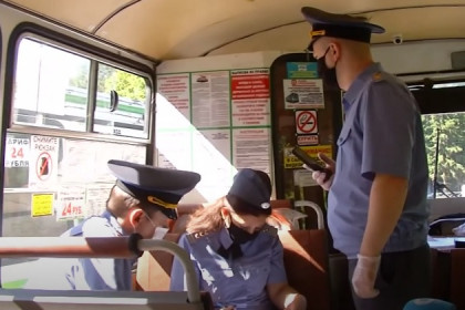 «Нос торчит»! – кто проверяет маски и санитайзеры в автобусах Академгородка