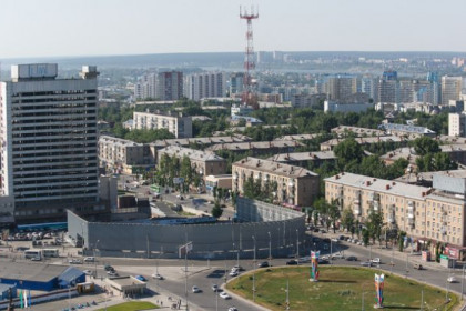 Проспект Карла Маркса с самым большим рекламным мусором в Новосибирске благоустроят к МЧМ 2023  