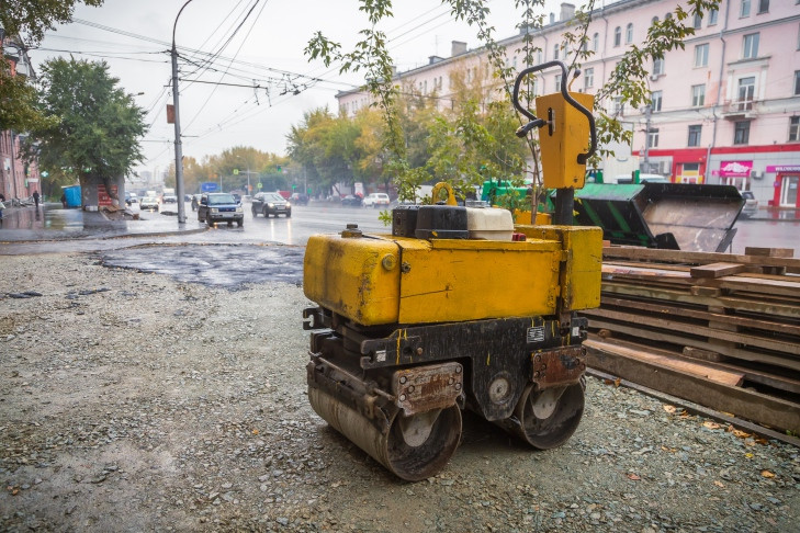 Прокуратура потребовала от мэрии Новосибирска обеспечить дорожников техникой