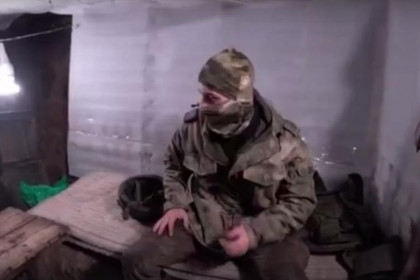 Видео из землянки на СВО показали мобилизованные новосибирцы