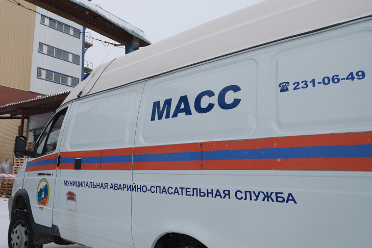 Мужчину без сознания достали из оврага в Новосибирске