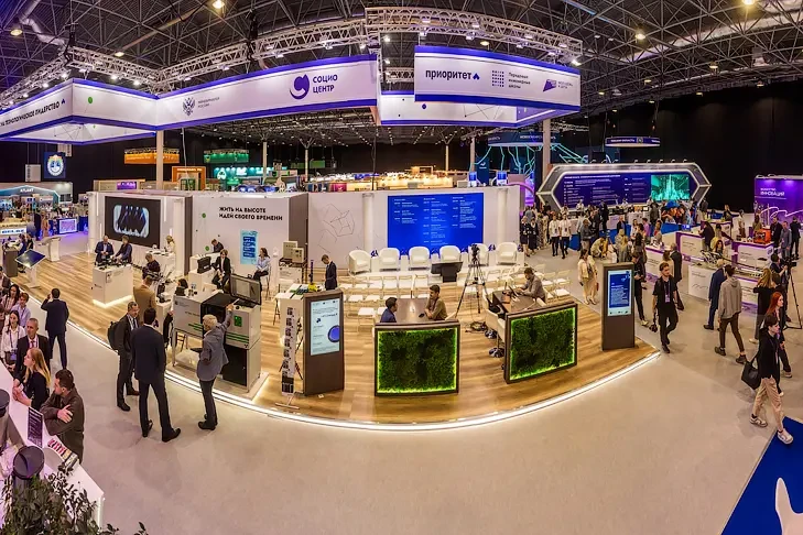 Андрей Травников приветствовал зарубежные делегации «Технопрома»-2025