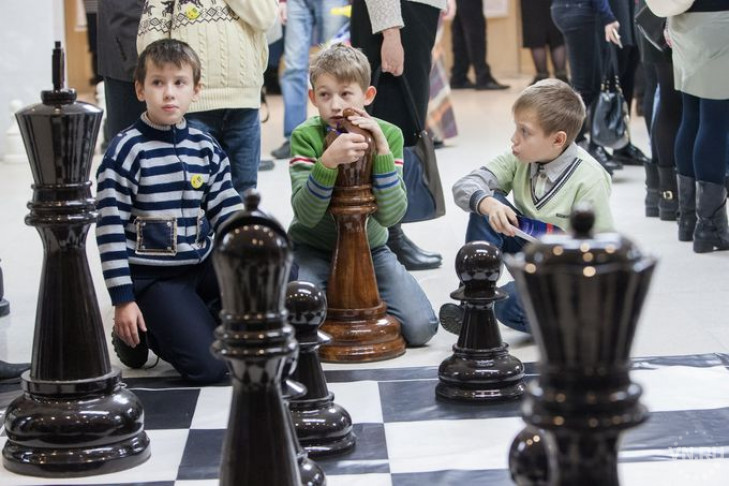 Все места на сеансы одновременной игры с гроссмейстерами шахматного суперфинала уже заняты   