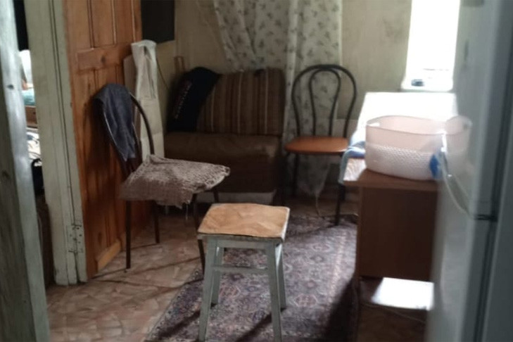 Годы мучений: новосибирец обвиняется в истязаниях жены и ребенка